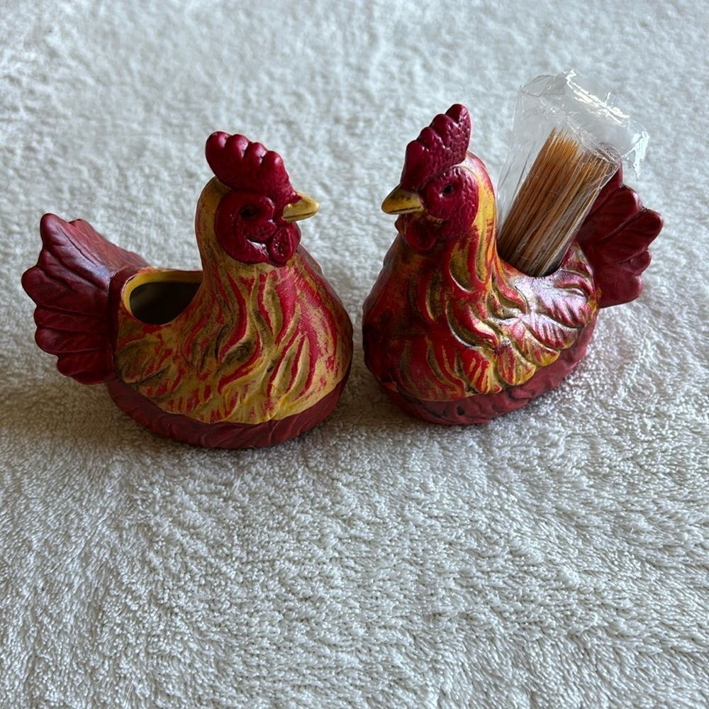 Vintage ceramic chicken rooster toothpick holders 3 1/2” Scott’s Of‎ Wisconsin